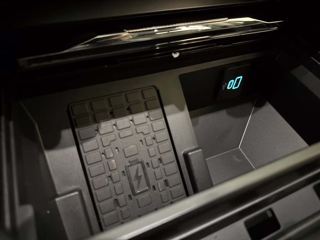 2026 Glacier Gray Metallic Tri-Coat Ford Super Duty F-250 SRW Lariat 4X4 Truck