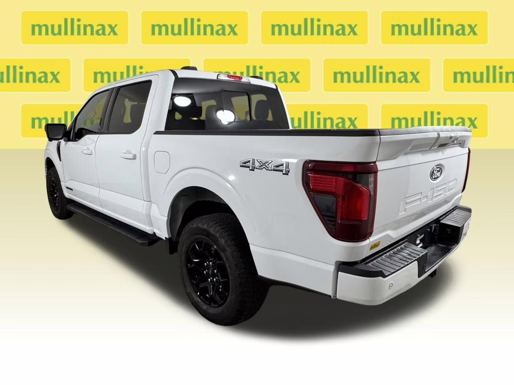 2024 Oxford White Ford F-150 XLT 4X4 Truck