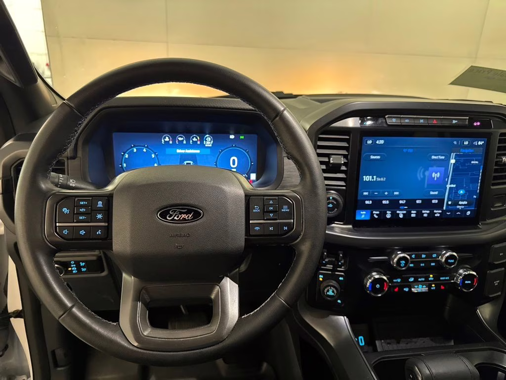 2024 Oxford White Ford F-150 XLT 4X4 Truck