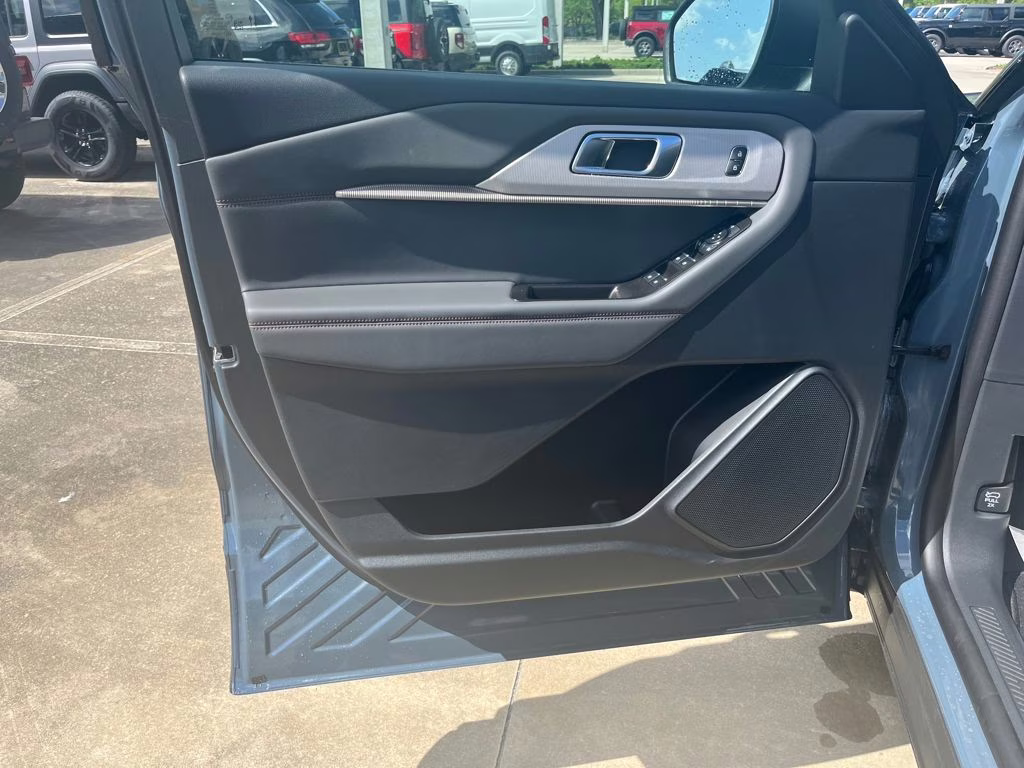 2026 Vapor Blue Ford Explorer Active RWD SUV