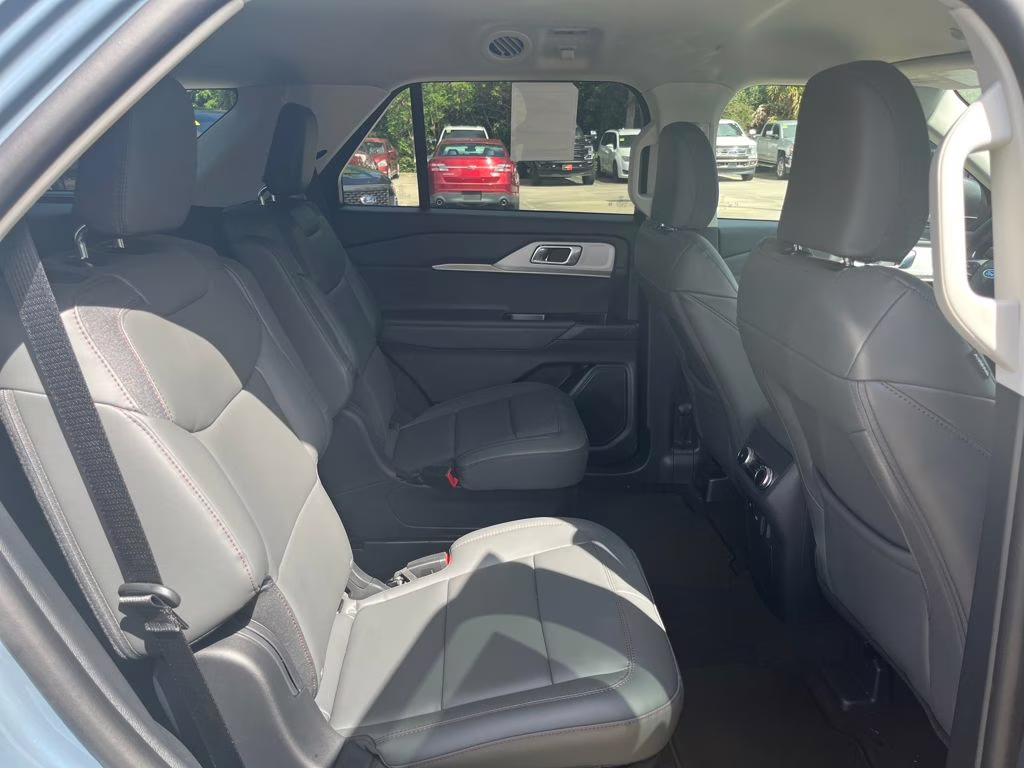 2026 Vapor Blue Ford Explorer Active RWD SUV