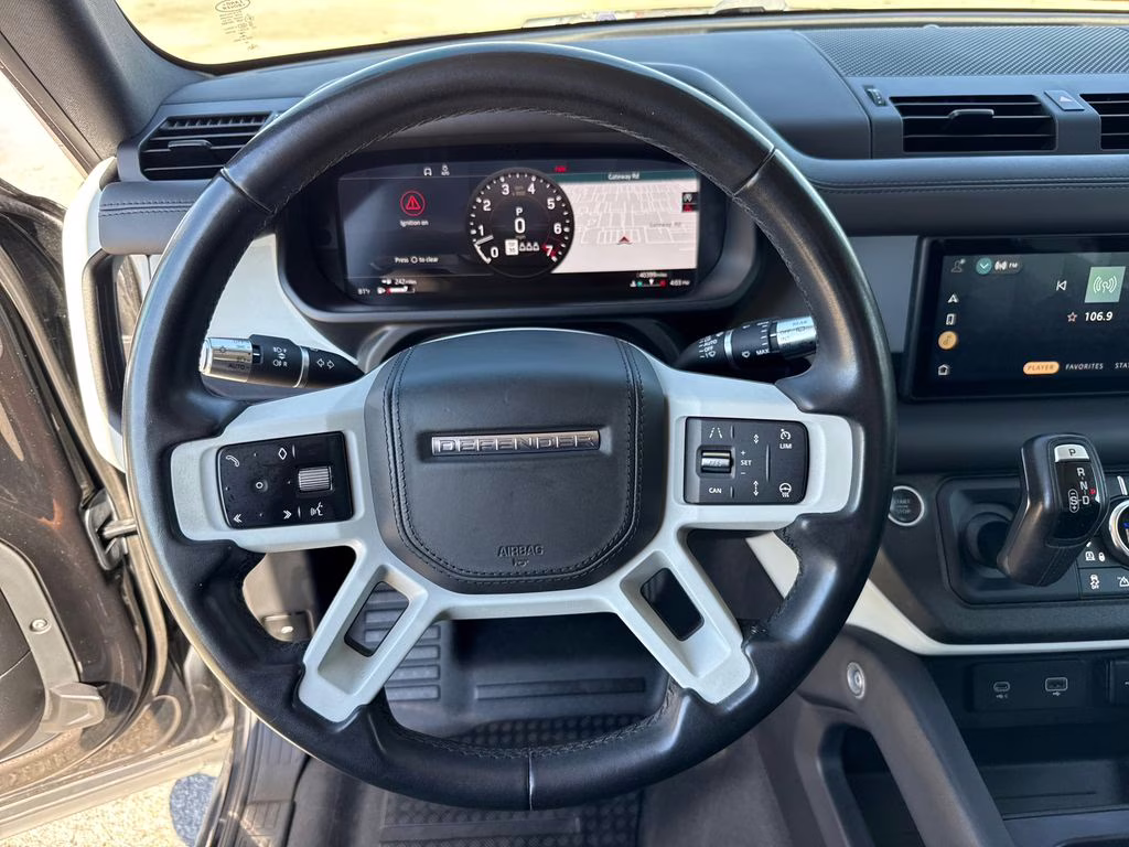 2020 Santorini Black Metallic Land Rover Defender 110 HSE AWD SUV