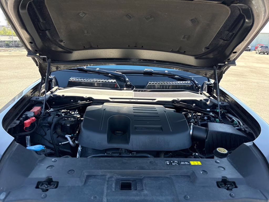 2020 Santorini Black Metallic Land Rover Defender 110 HSE AWD SUV