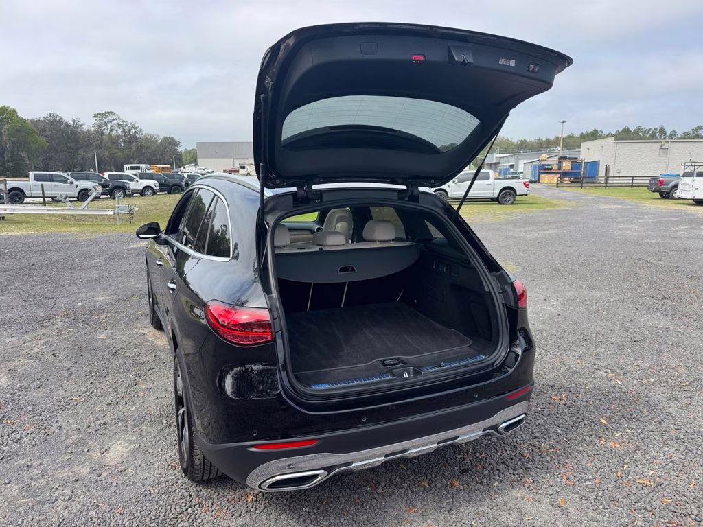 2024 Black Mercedes-Benz GLC GLC 300 4MATIC AWD SUV