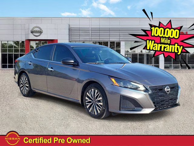 2024 Gun Metallic Nissan Altima 2.5 SV FWD Sedan