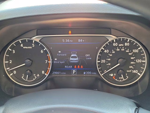 2024 Gun Metallic Nissan Altima 2.5 SV FWD Sedan