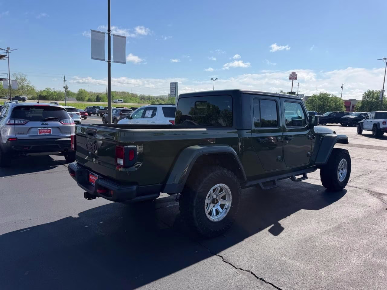 2021 Sarge Green Clearcoat Jeep Gladiator Rubicon 4X4 Truck