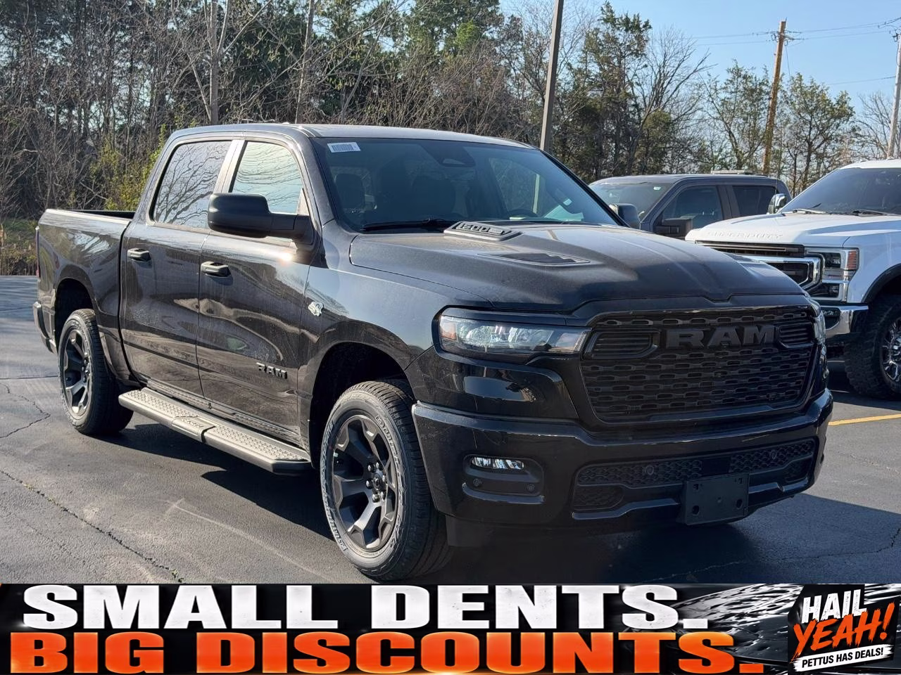 2026 Diamond Black Crystal Pearlcoat Ram 1500 Express 4X4 Truck