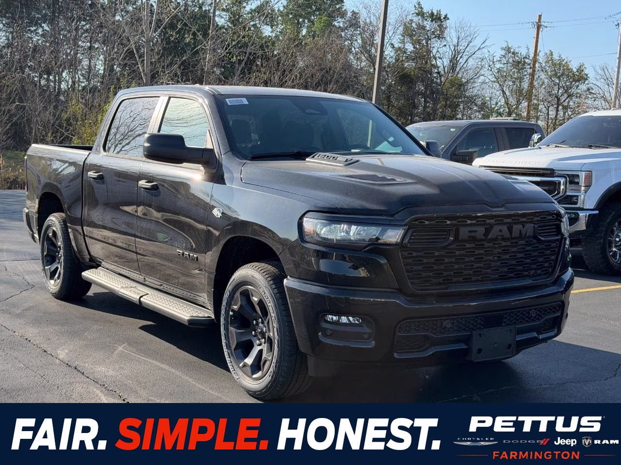 2026 Diamond Black Crystal Pearlcoat Ram 1500 Express 4X4 Truck