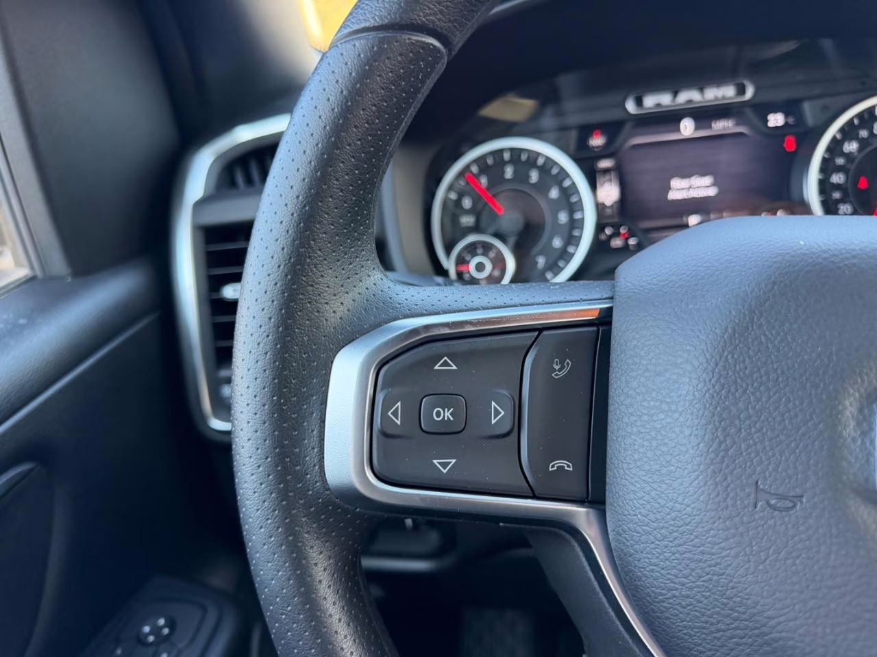 2026 Diamond Black Crystal Pearlcoat Ram 1500 Express 4X4 Truck