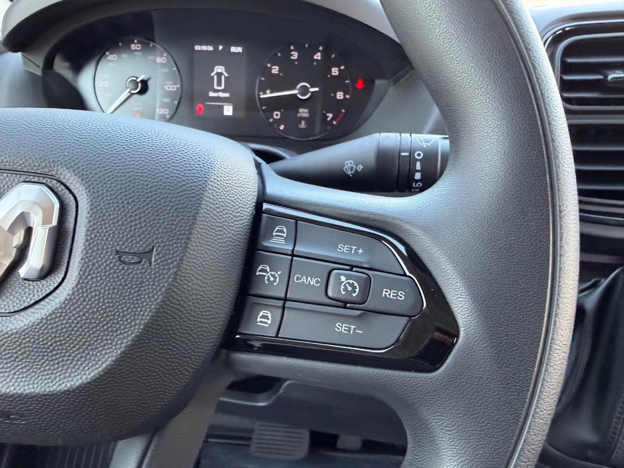 2026 Bright White Clearcoat Ram ProMaster 2500 High Roof FWD Van