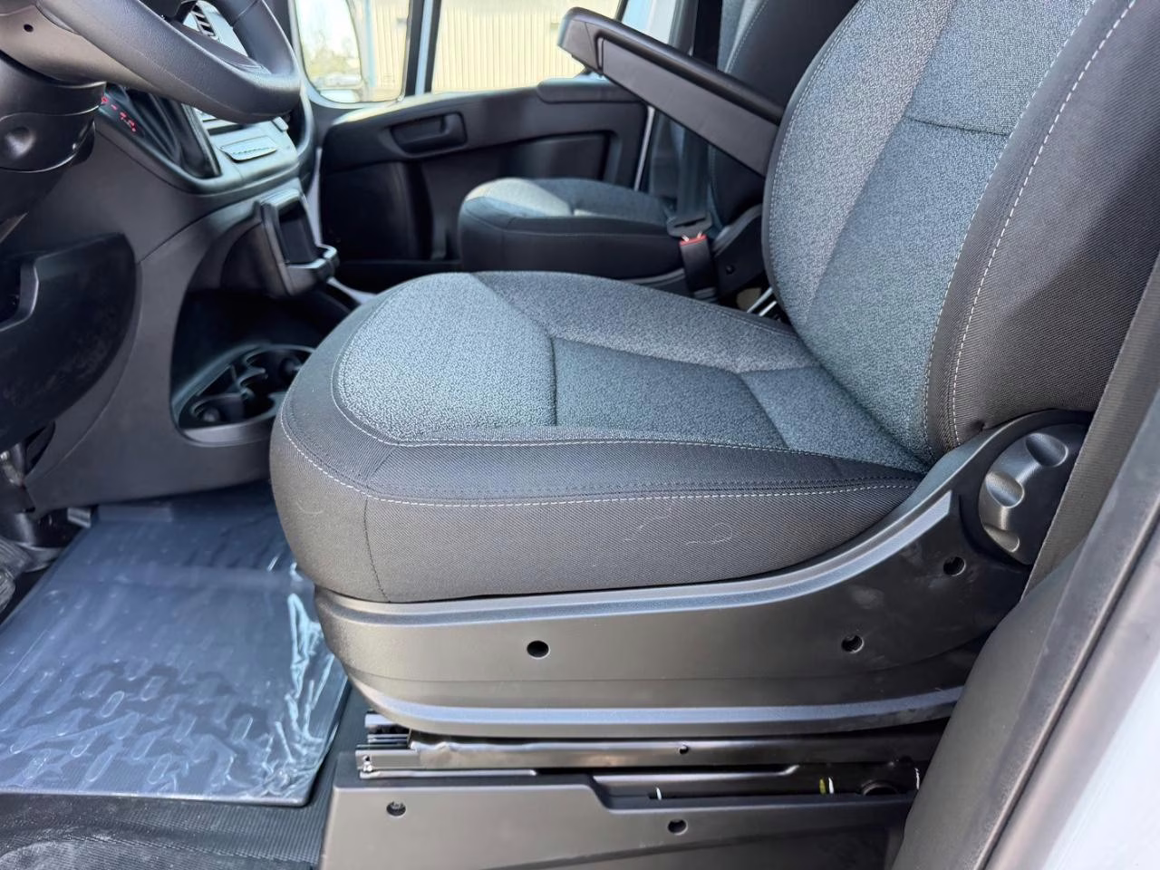 2026 Bright White Clearcoat Ram ProMaster 2500 High Roof FWD Van