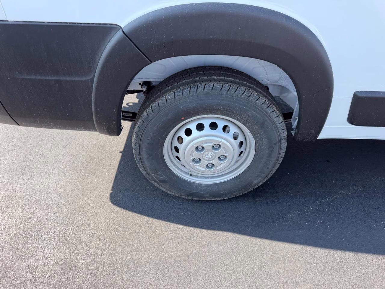 2026 Bright White Clearcoat Ram ProMaster 2500 High Roof FWD Van