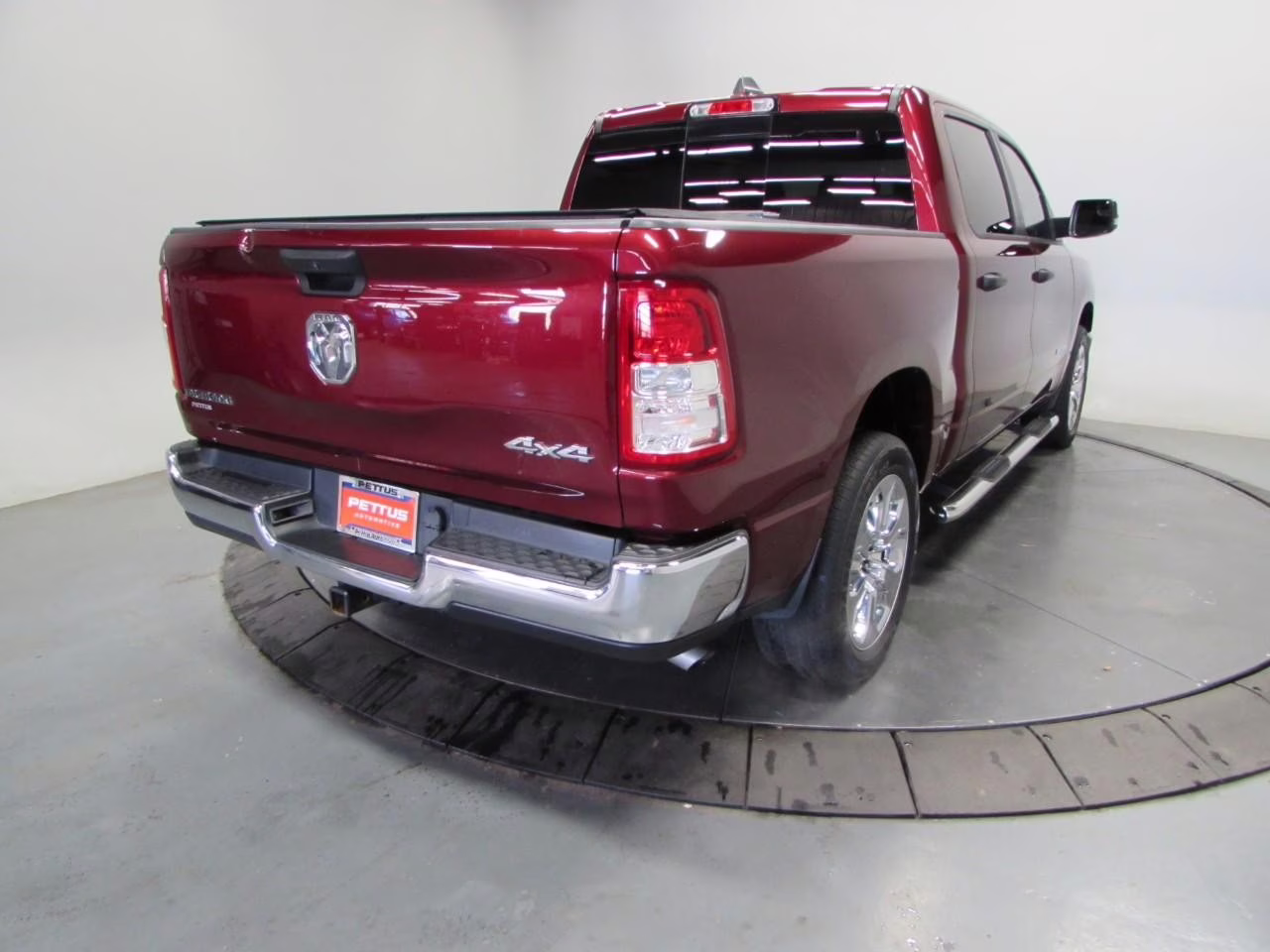 2023 Flame Red Clearcoat Ram 1500 Big Horn/Lone Star 4X4 Truck