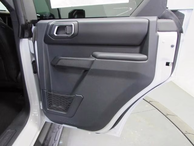 2026 Avalanche Gray Ford Bronco Outer Banks 4X4 SUV