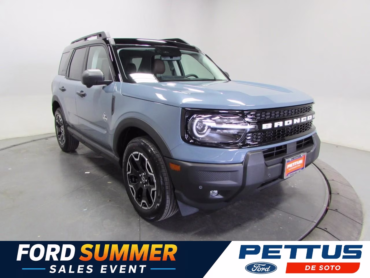 2026 Azure Gray Metallic Tri-Coat Ford Bronco Sport Outer Banks 4X4 SUV