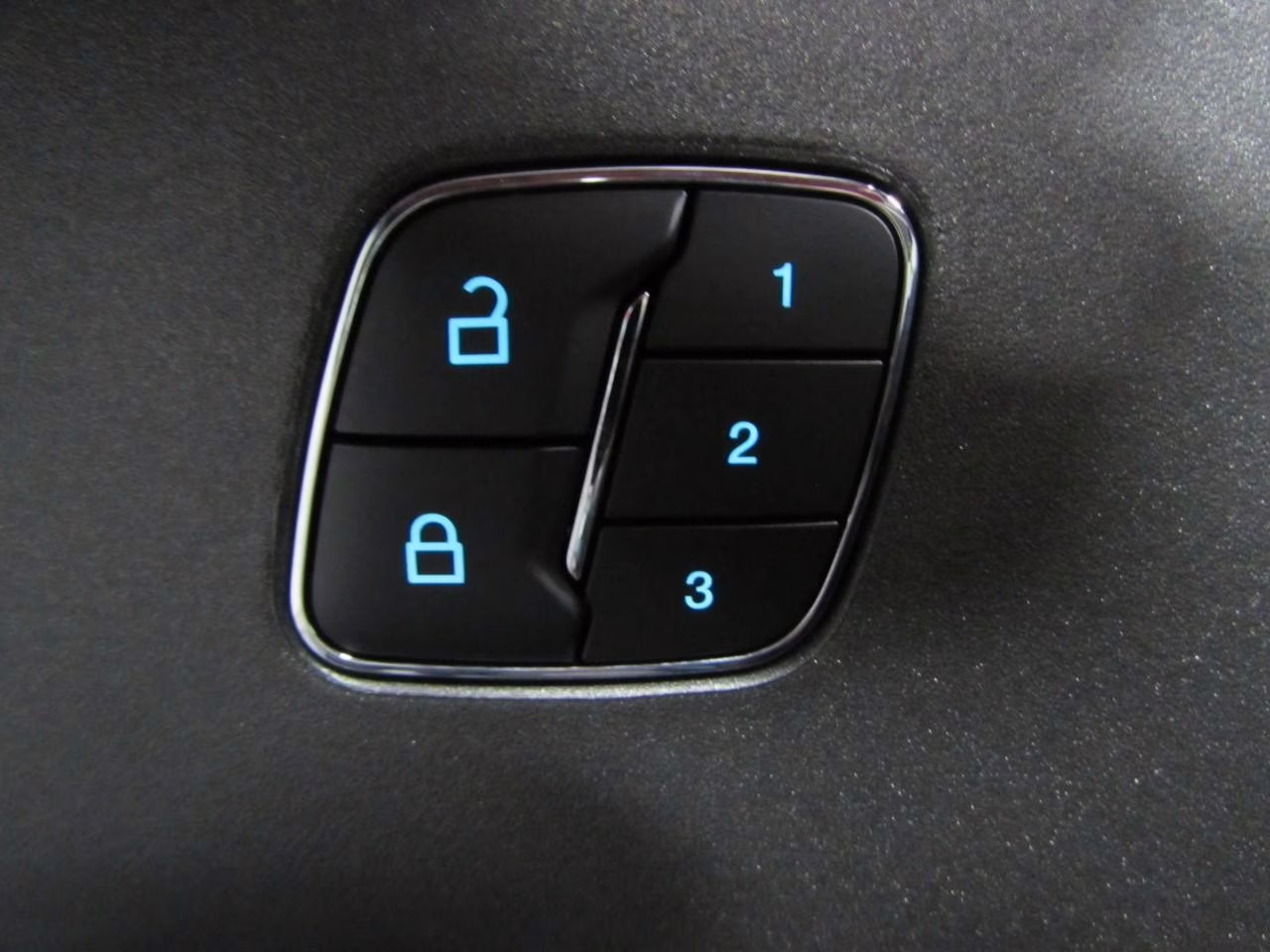 2026 Azure Gray Metallic Tri-Coat Ford Bronco Sport Outer Banks 4X4 SUV