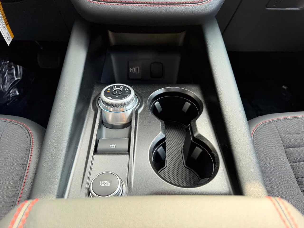 2026 Carbonized Gray Metallic Ford Explorer ST-Line 4X4 SUV