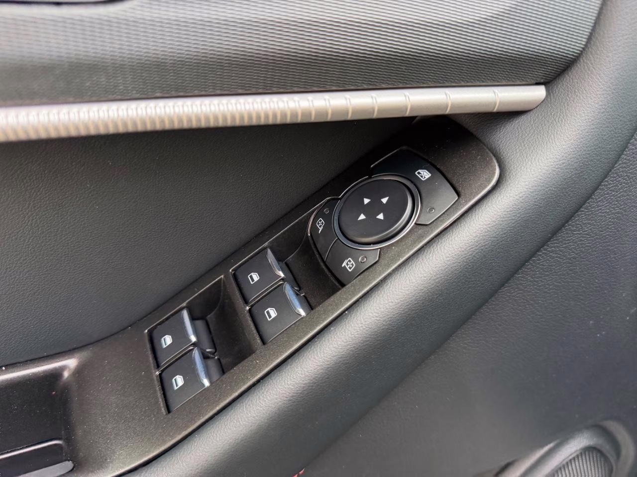 2026 Carbonized Gray Metallic Ford Explorer ST-Line 4X4 SUV