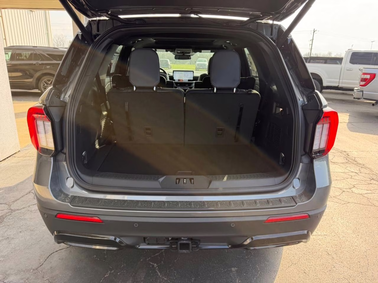 2026 Carbonized Gray Metallic Ford Explorer ST-Line 4X4 SUV