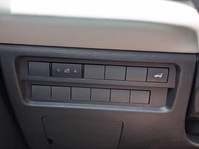 2025 Black Diamond Mitsubishi Outlander SE AWD SUV
