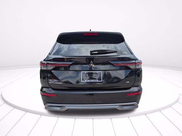 2025 Black Diamond Mitsubishi Outlander SE AWD SUV