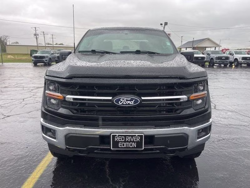 2024 Agate Black Metallic Ford F-150 XLT 4X4 Truck