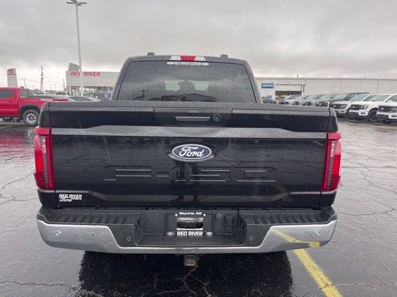 2024 Agate Black Metallic Ford F-150 XLT 4X4 Truck