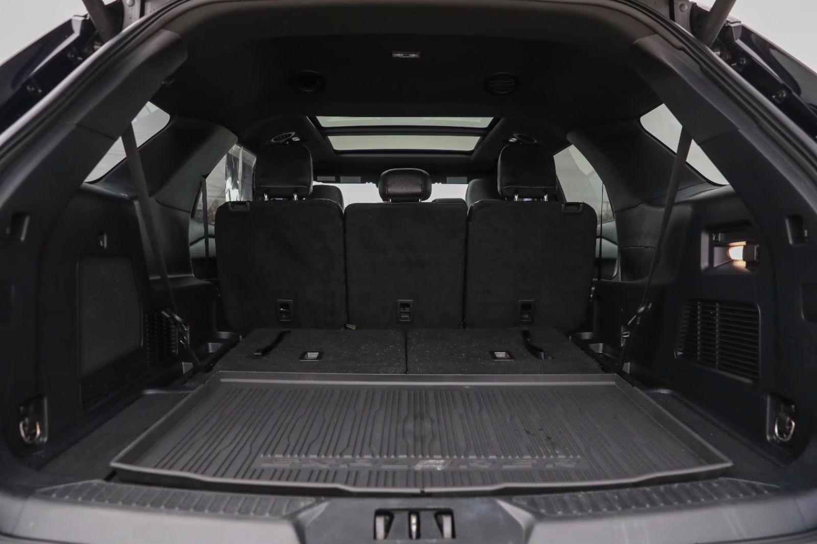 2022 Agate Black Ford Explorer ST-Line 4X4 SUV