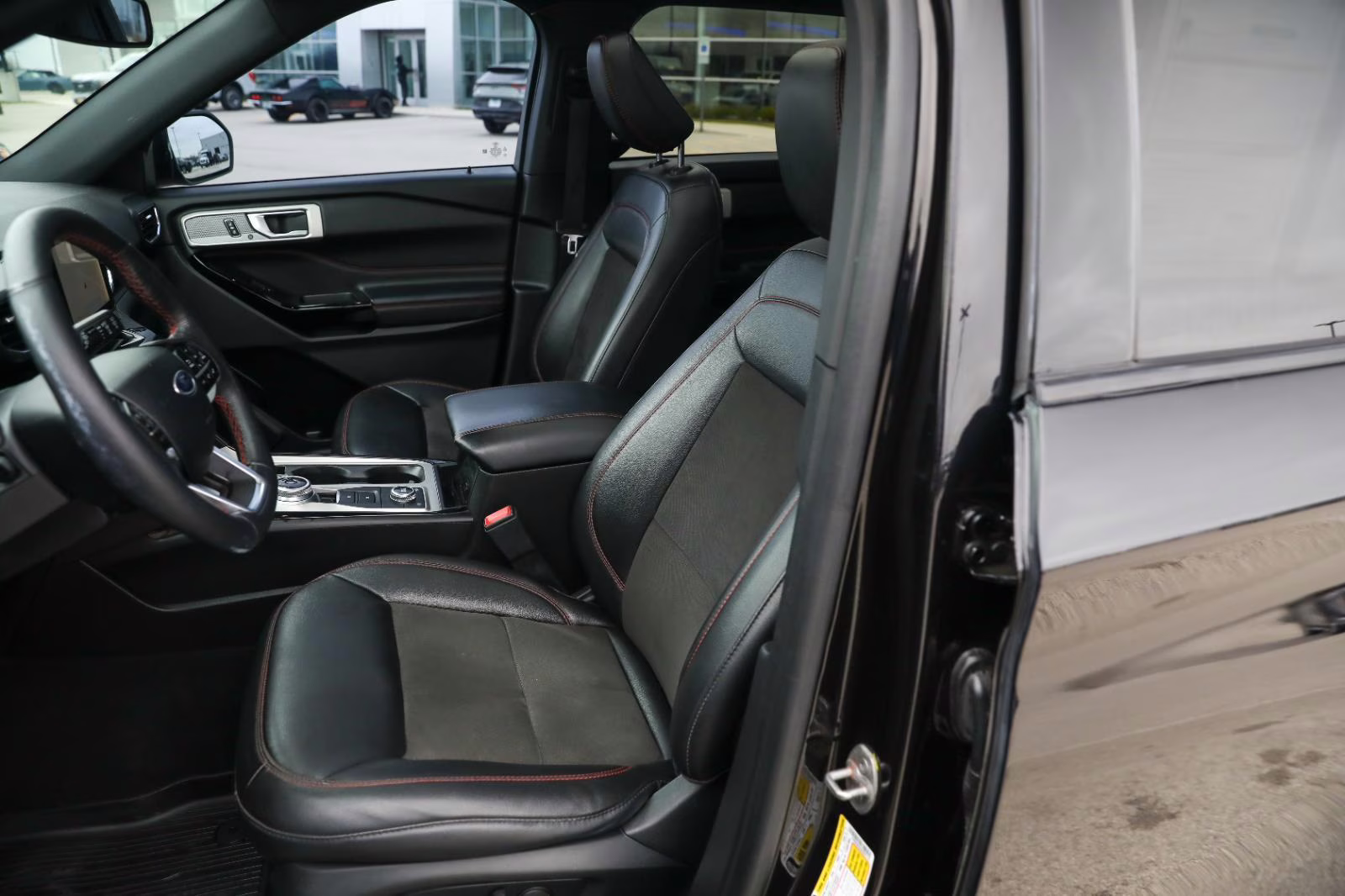 2022 Agate Black Ford Explorer ST-Line 4X4 SUV