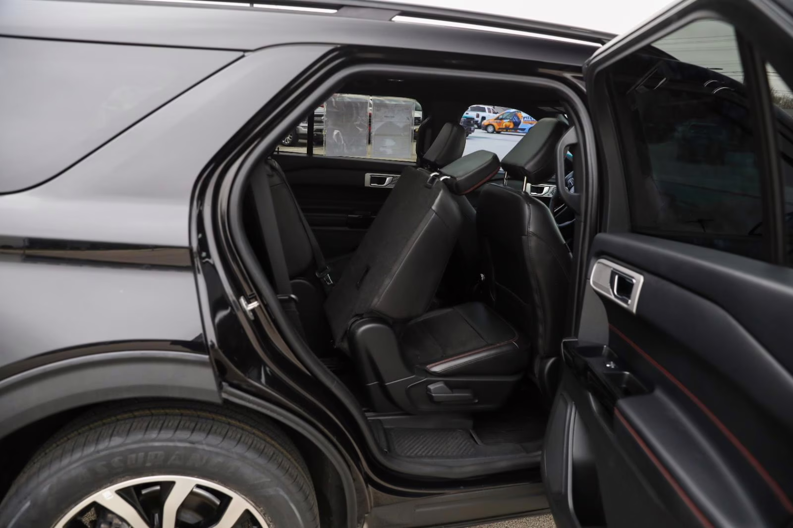 2022 Agate Black Ford Explorer ST-Line 4X4 SUV