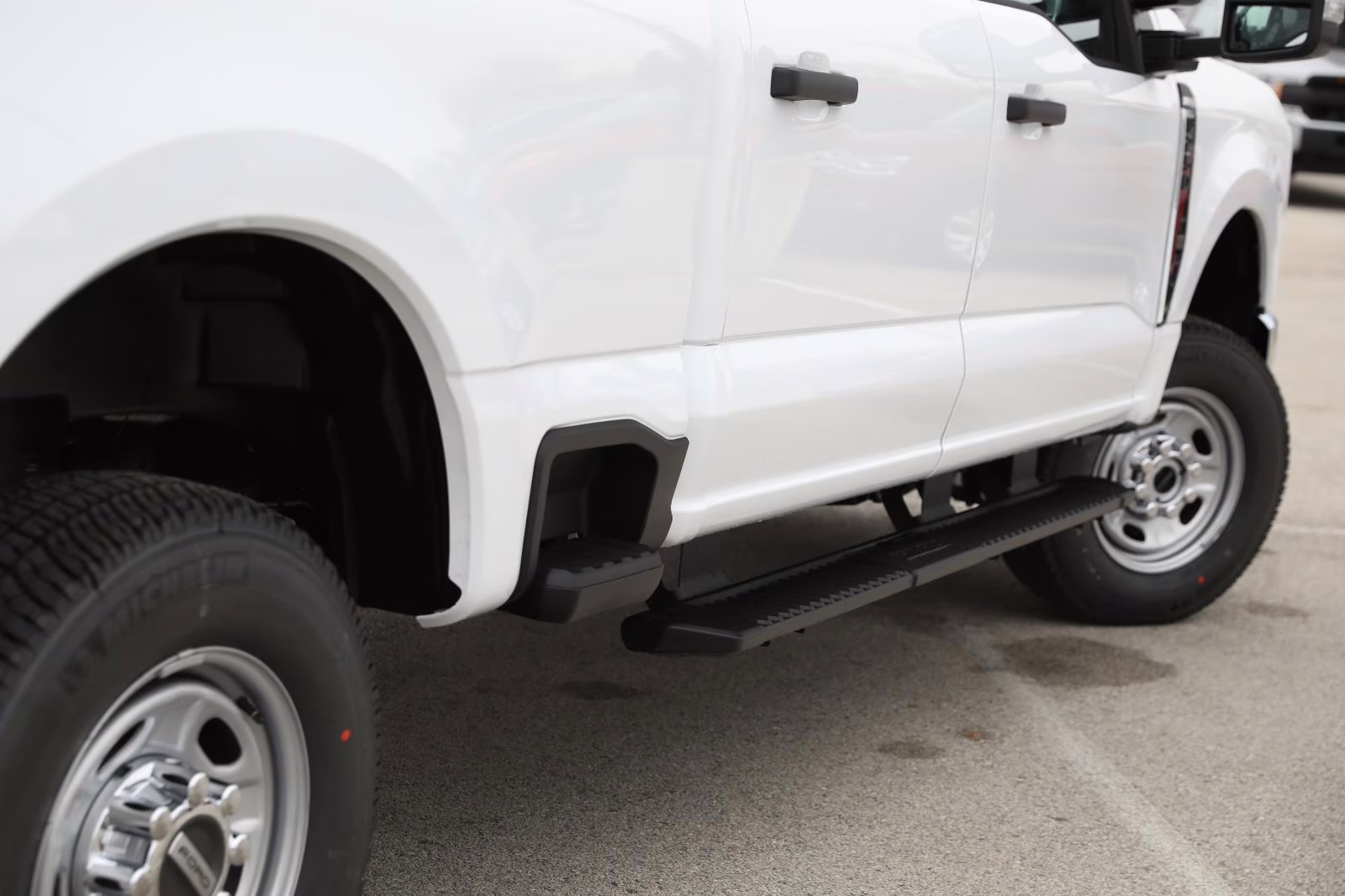 2026 Oxford White Ford Super Duty F-250 SRW XL 4X4 Truck
