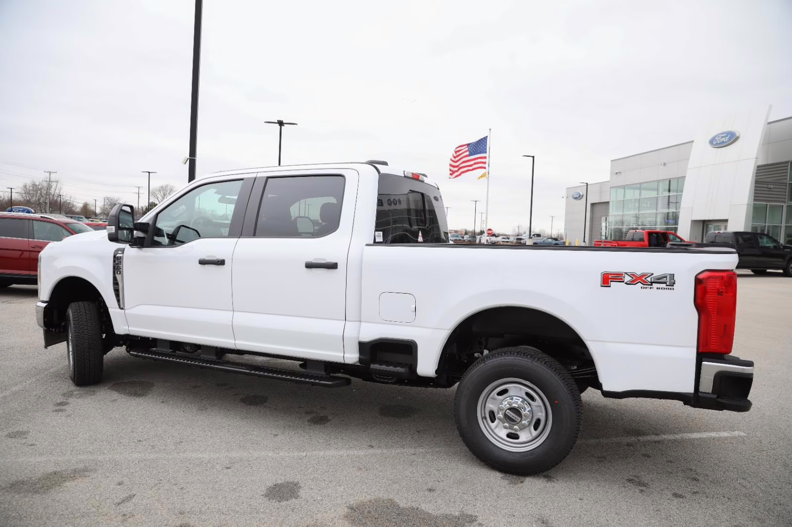 2026 Oxford White Ford Super Duty F-250 SRW XL 4X4 Truck