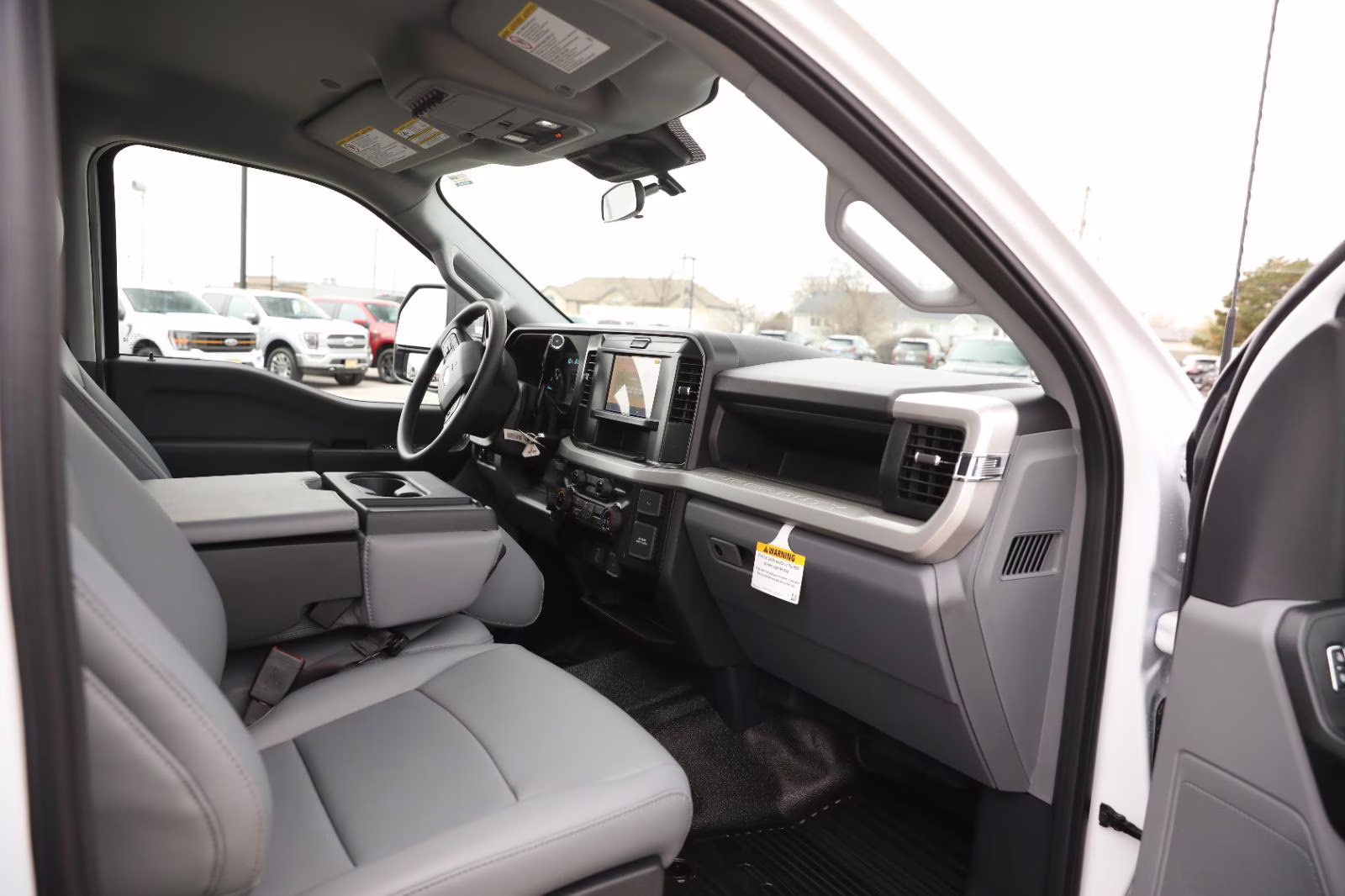 2026 Oxford White Ford Super Duty F-250 SRW XL 4X4 Truck