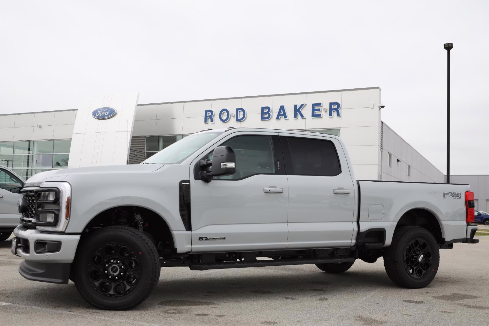2026 Avalanche Ford Super Duty F-250 SRW LARIAT 4X4 Truck