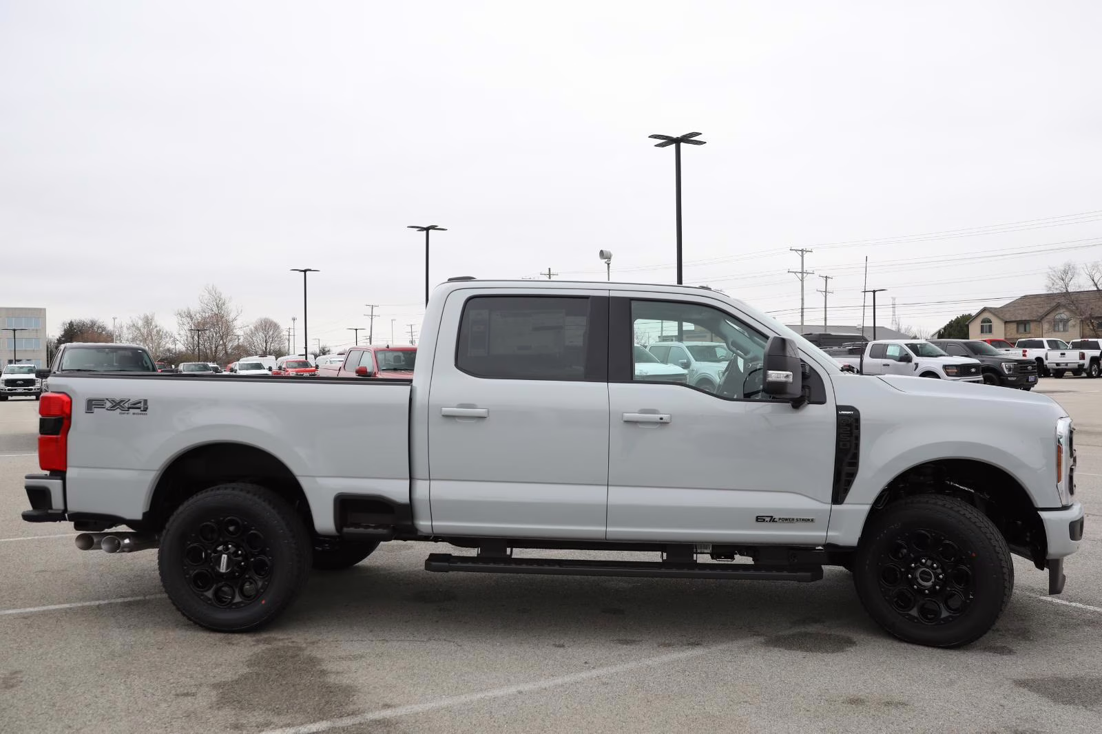 2026 Avalanche Ford Super Duty F-250 SRW LARIAT 4X4 Truck