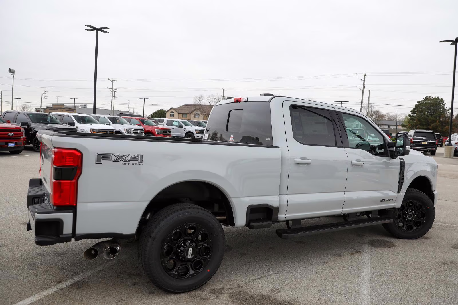 2026 Avalanche Ford Super Duty F-250 SRW LARIAT 4X4 Truck