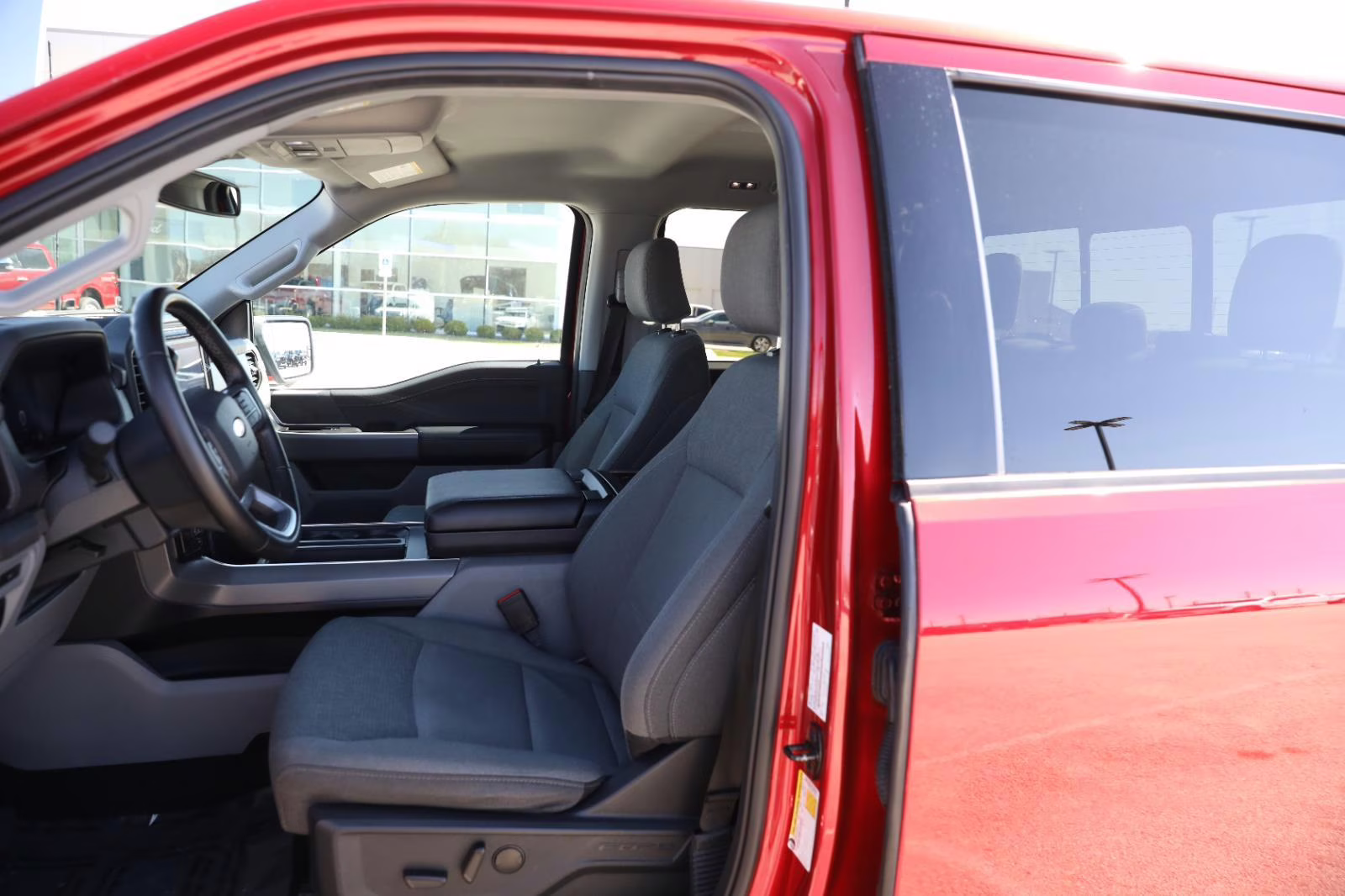 2024 Rapid Red Metallic Tinted Clearcoat Ford F-150 XLT 4X4 Truck