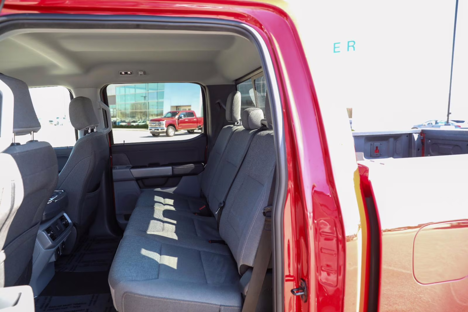 2024 Rapid Red Metallic Tinted Clearcoat Ford F-150 XLT 4X4 Truck