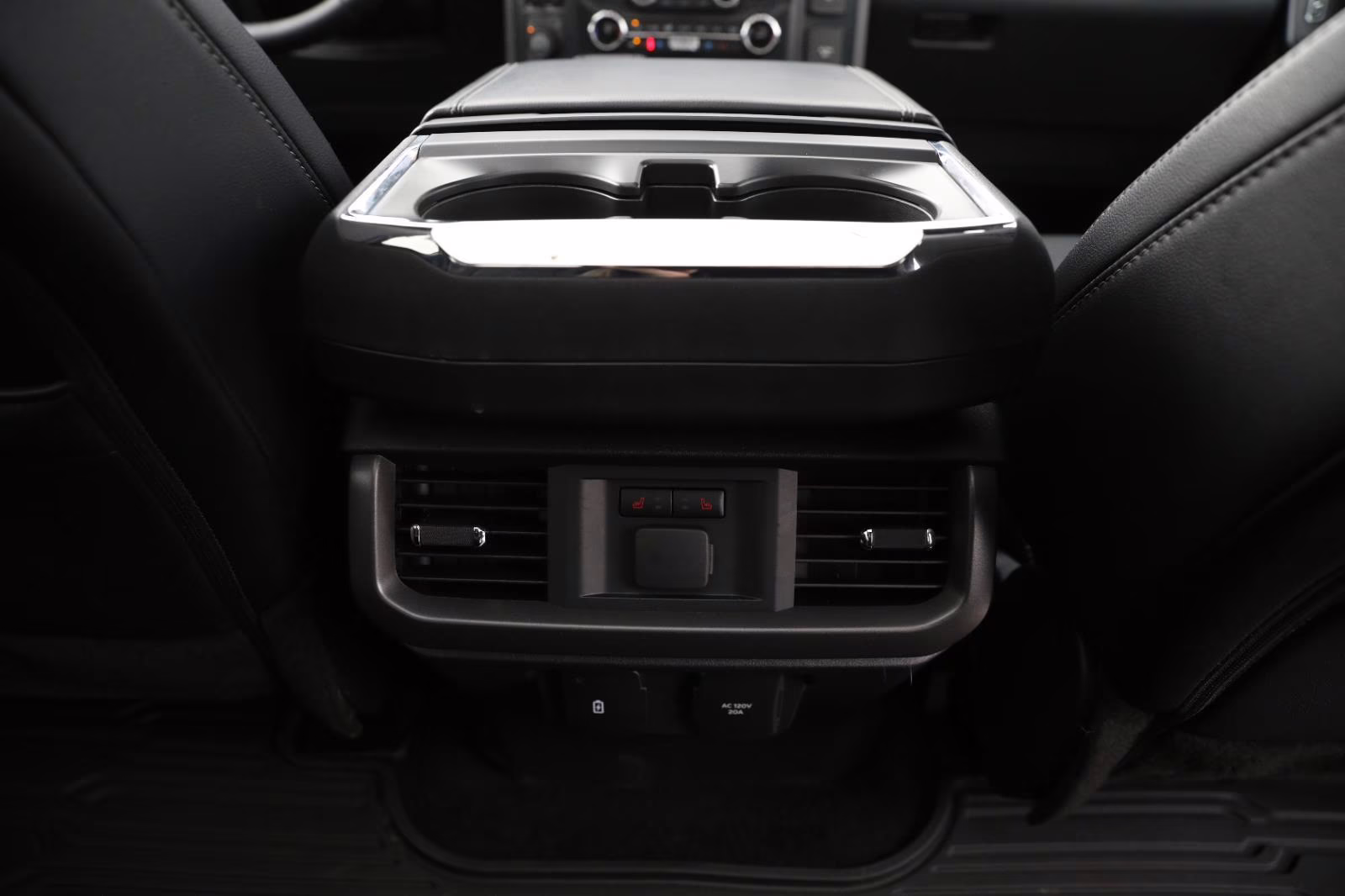 2025 Oxford White Ford F-150 LARIAT 4X4 Truck