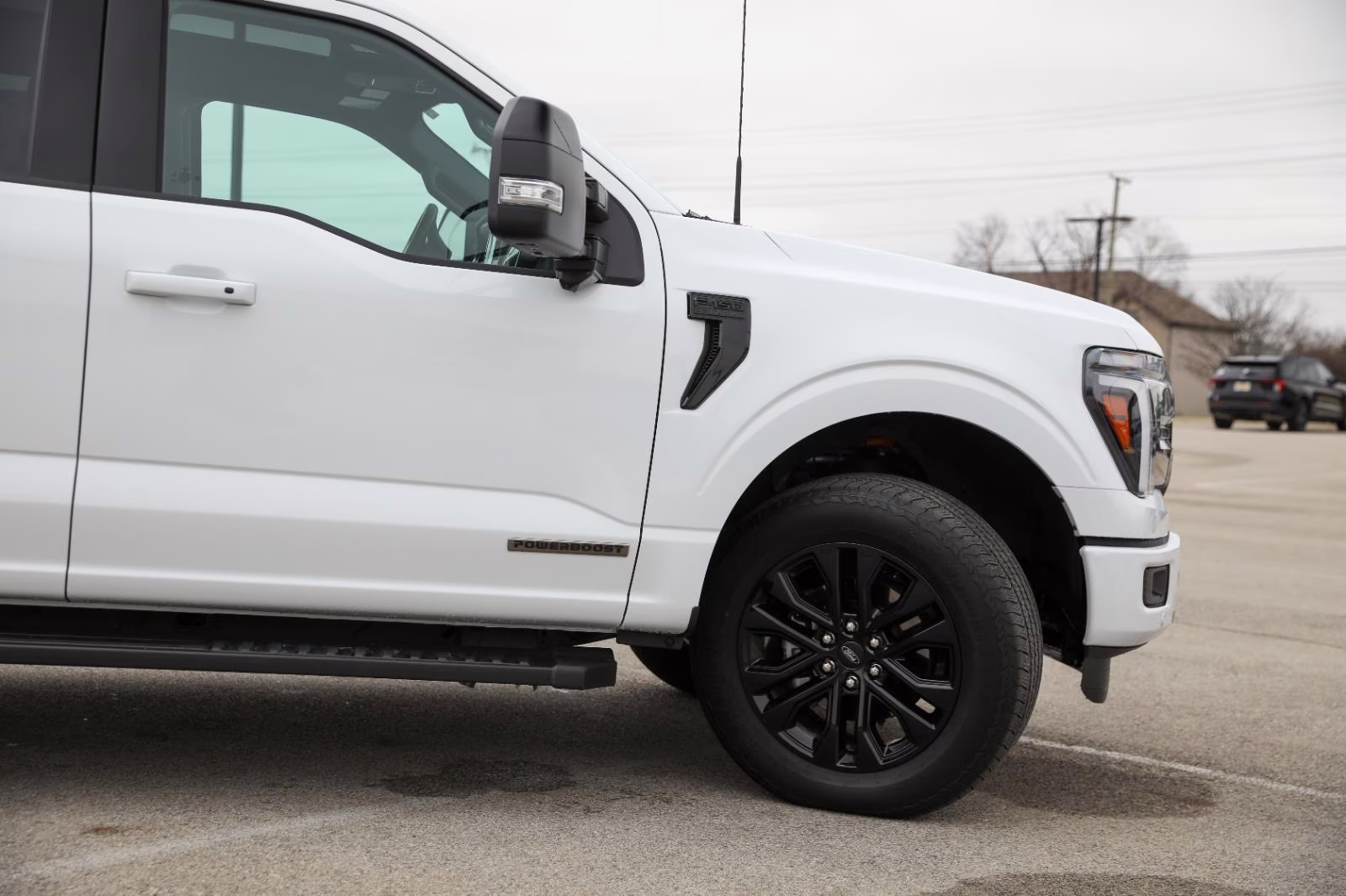 2025 Oxford White Ford F-150 LARIAT 4X4 Truck