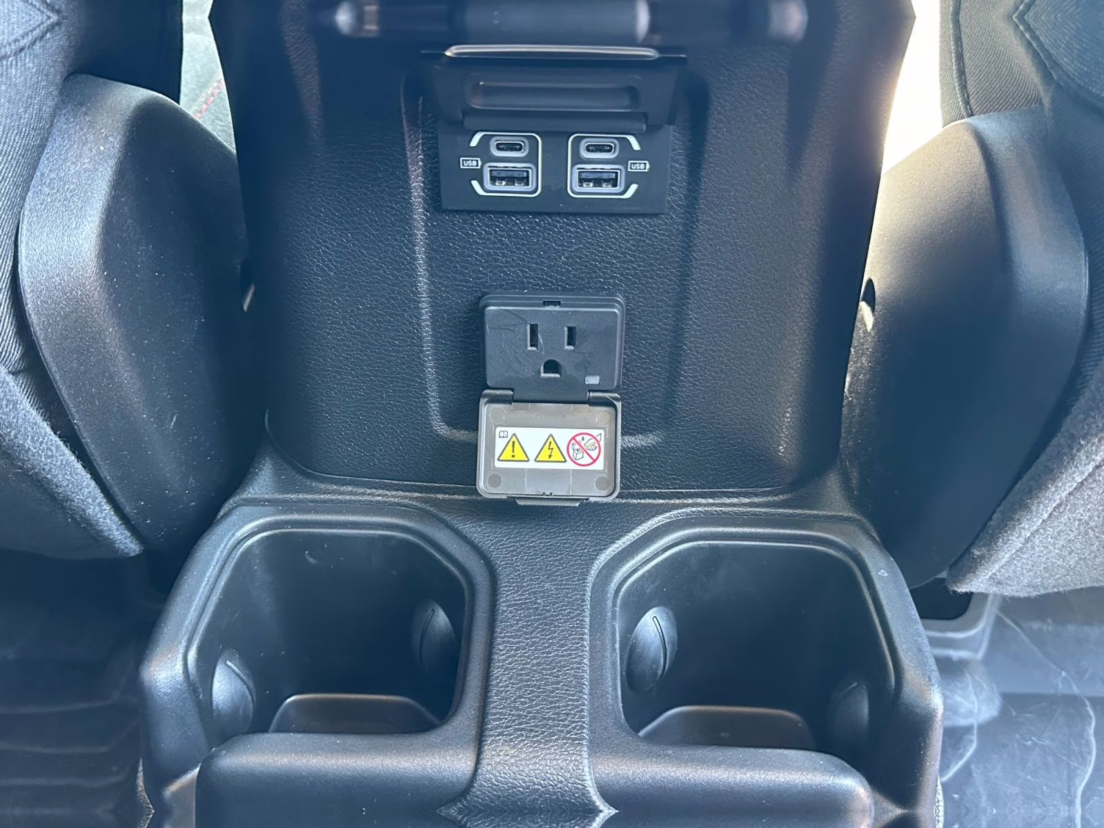 2024 Black Clearcoat Jeep Wrangler Rubicon 4X4 SUV