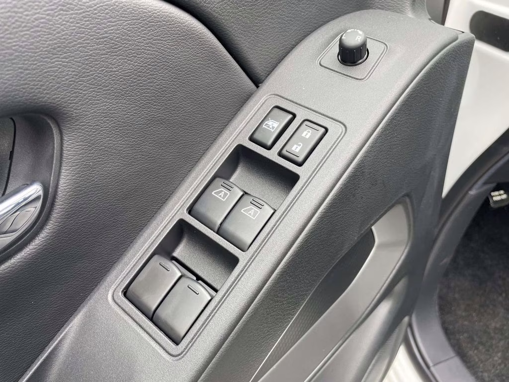 2026 Glacier White Nissan Frontier SV RWD Truck