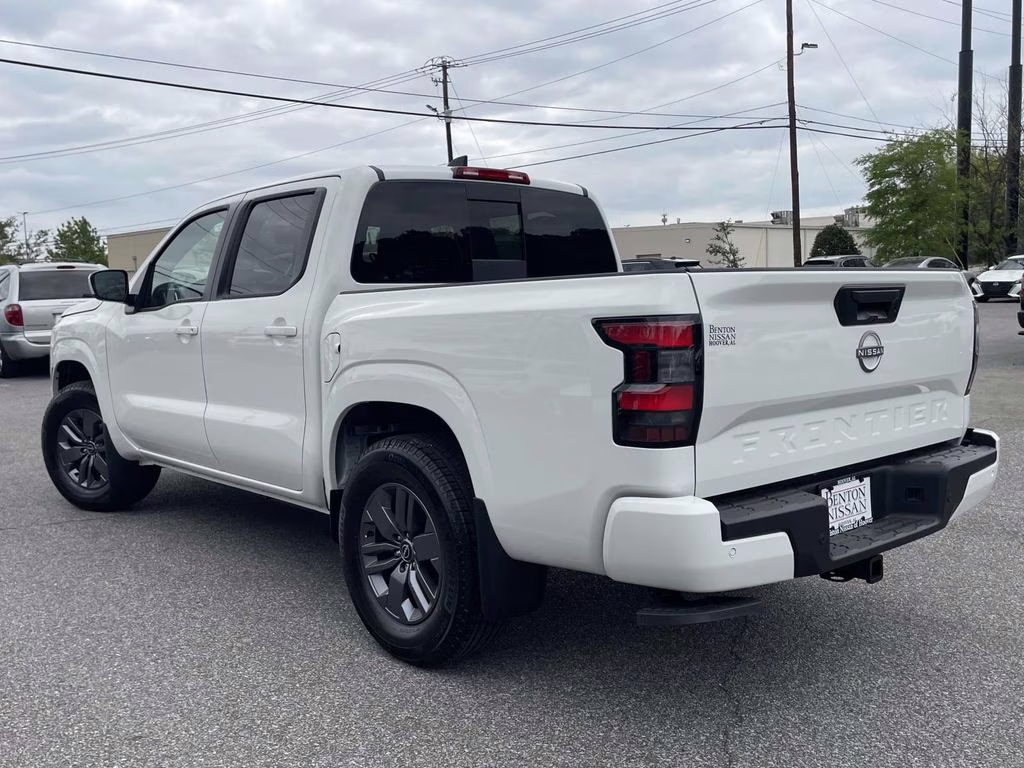 2026 Glacier White Nissan Frontier SV RWD Truck