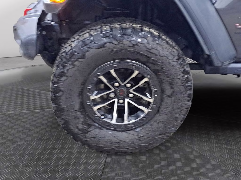 2024 Granite Crystal Metallic Clearcoat Jeep Wrangler Rubicon X 4X4 SUV