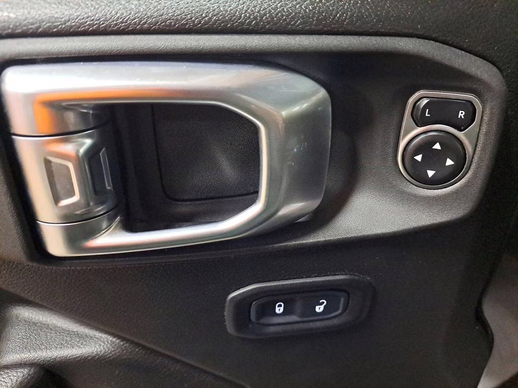 2024 Granite Crystal Metallic Clearcoat Jeep Wrangler Rubicon X 4X4 SUV