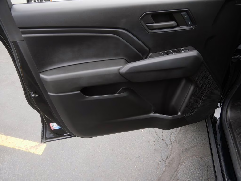 2023 Black Chevrolet Colorado Trail Boss 4X4 Truck