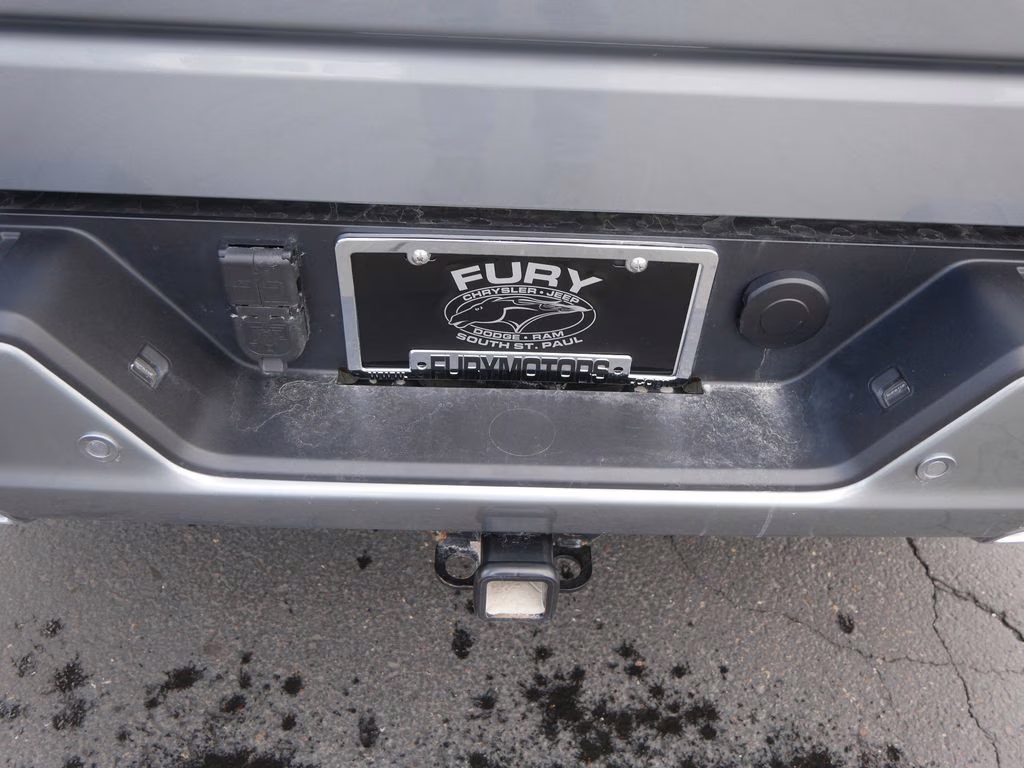 2025 Sterling Gray Metallic Chevrolet Silverado 1500 High Country 4X4 Truck