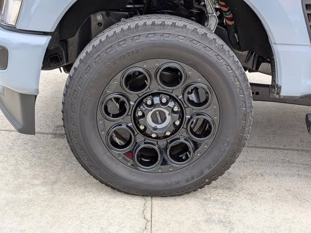 2026 Gray Metallic Ford Super Duty F-250 SRW LARIAT 4X4 Truck