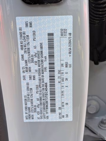 2026 Avalanche Ford Super Duty F-250 SRW LARIAT 4X4 Truck